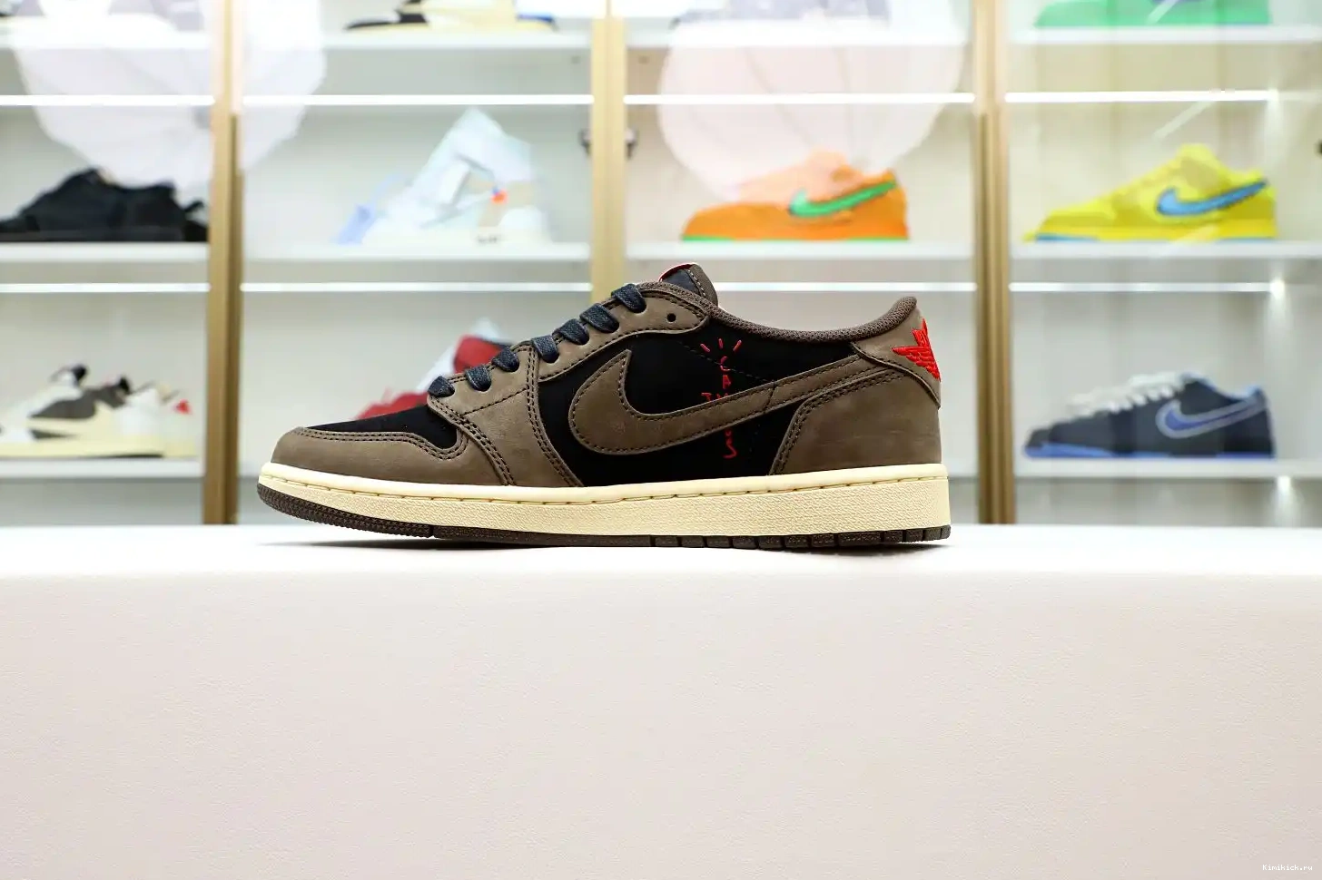 1Low Jordan TS Scott x Jordan SP Kimikick Air OG Travis 0325